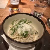 ザ タヴァン グリル＆ラウンジ - 