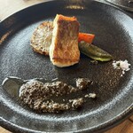 nouniyell - 鱼是鲷鱼。