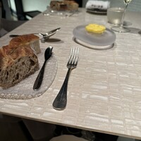 ベージュ アラン・デュカス 東京 - 