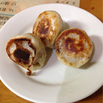 蘭芳園 - 2014.10
晩酌セットで選んだ焼き小籠包