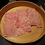 瀬里奈 - 埼玉県産の特選牛A5リブロースのしゃぶしゃぶ肉・その4です。