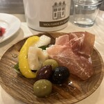 立ち飲みワイン 荒川STAND - 