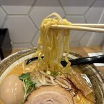 自家製麺 らーめん工房 縁 - 太麺