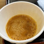 ラーメン もっけだの - 『朝食セット(ラーメン野菜マシマシ・ライス大)』の生卵＋醤油
