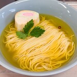 男鹿塩ラーメン おがや - シンプルで上品な塩ラーメン
