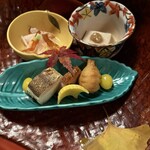 東京 芝 とうふ屋うかい - 最初のお皿。落花生豆腐がムチムチで幸せ。なます大好きっ子に幸せな柿入なます、、、！くわいもおいしかった！