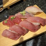 沼津魚がし鮨 流れ鮨 - 