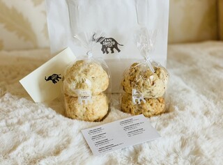 SHOZO COFFEE KARUIZAWA - (2 pieces) Plain, JPY 500; Chestnut, JPY 620