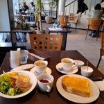 カフェ・ダイニング・クロッカス - 