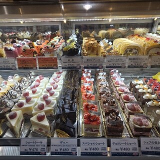 カフェスイーツ ムッシュ マキノ_0