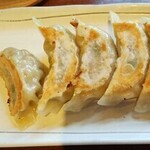 三吉軒 - ぎょうざ