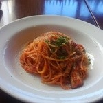 オステリア・ポポラーレ - 揚げ茄子のトマトソースパスタ