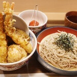 天麩羅 えびのや - 料理写真:海老二本丼(1400円) 赤だしはざるそばに変更してもらいました。