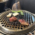 焼肉恩匠 - お通し（選べる野菜でエリンギとピーマン）500円×2