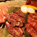 燒肉Tora ji 訓練中心店 - トラジ拼盤