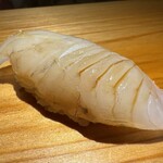 佐野鮨 - ひらめ