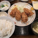 巣鴨ときわ食堂 - カキフライ定食