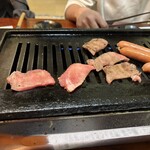 不器用に生きた軌跡の果てに - タン、ウインナー