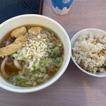 道の駅 富士吉田 軽食コーナー  - かけうどん450円＋季節のまぜご飯200円