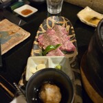 ふらり酔家 - A5ランク和牛の炙り焼、石にのせて炙る