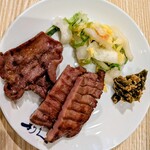 仙臺牛たん炭焼 利久 - 