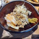 駿河屋賀兵衛 - 納豆＆塩辛アップ