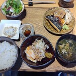 駿河屋賀兵衛 - 納豆＆塩辛定食