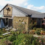 そば繁 - 玄関側から