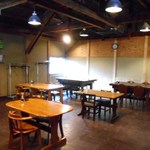 そば繁 - 奥のフロア