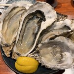 こたろう - 生牡蠣食べ比べ2種