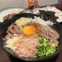 馬刺しと焼き鳥 グルマン三年坂 - 