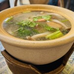 ペンタイ - ポテック（シーフードの酸っぱ甘いスープ）