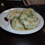 ど鉄板 なべきん 柳ヶ瀬 - 水餃子　　これは単品で頼みました