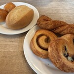 レストラン ヴァロリス - パンも美味しい