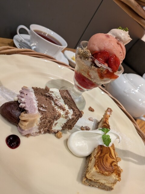 Afternoon Tea Tearoom Kyoto Daimaru Ten photo 3
