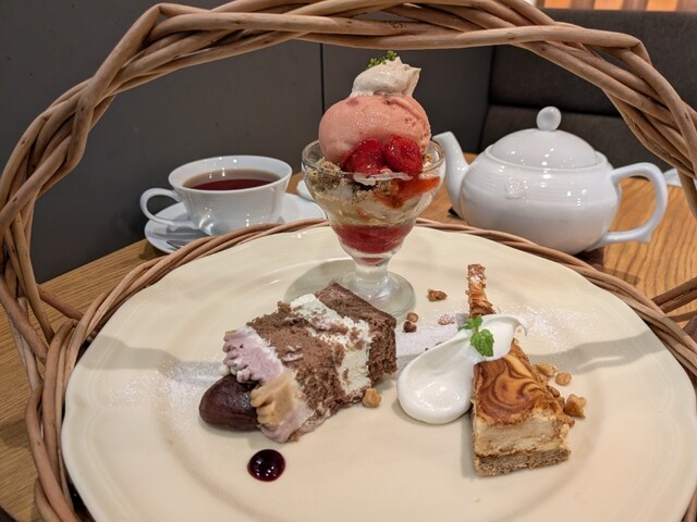 Afternoon Tea Tearoom Kyoto Daimaru Ten
