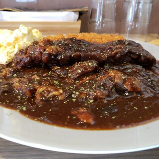 元町欧風カレー タンガロンガ_0