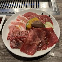 焼肉&手打ち冷麺 二郎 KANAYAMA - 