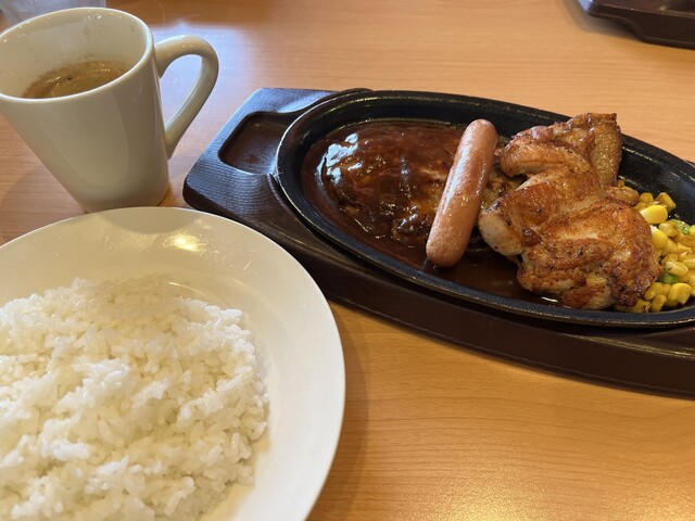 ガスト 山形あこや町店 - 山形（ファミレス）の写真