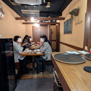 洋食バル ウルトラ_2