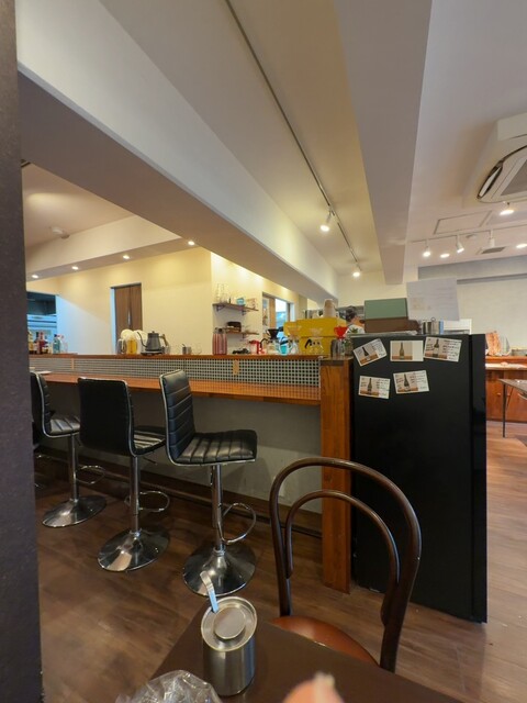 Coffee &amp; Bakery Aruru photo 5