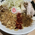頑者 アンダーグラウンドラーメン - 料理写真: