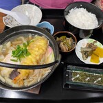 十兵衛食堂 - 鍋焼きうどん定食