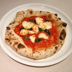 トラットリア ピッツェリア サレルノ - 