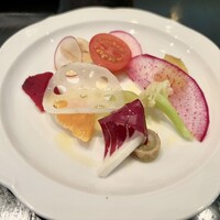 ラ・ボンヌターブル - 