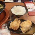 みそらーめん 満開屋 - 唐揚げはカリっと、熱々です！