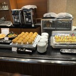 ダイニング＆カフェ ランデブーラウンジ - 