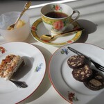 ラ・ルチア - セットのコーヒーとデザート