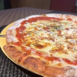 ラ・フーガ - ラフーガのガーリックのピッツァ