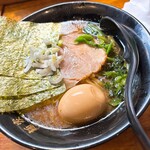 横浜家系ラーメン 麺家 福増 - 